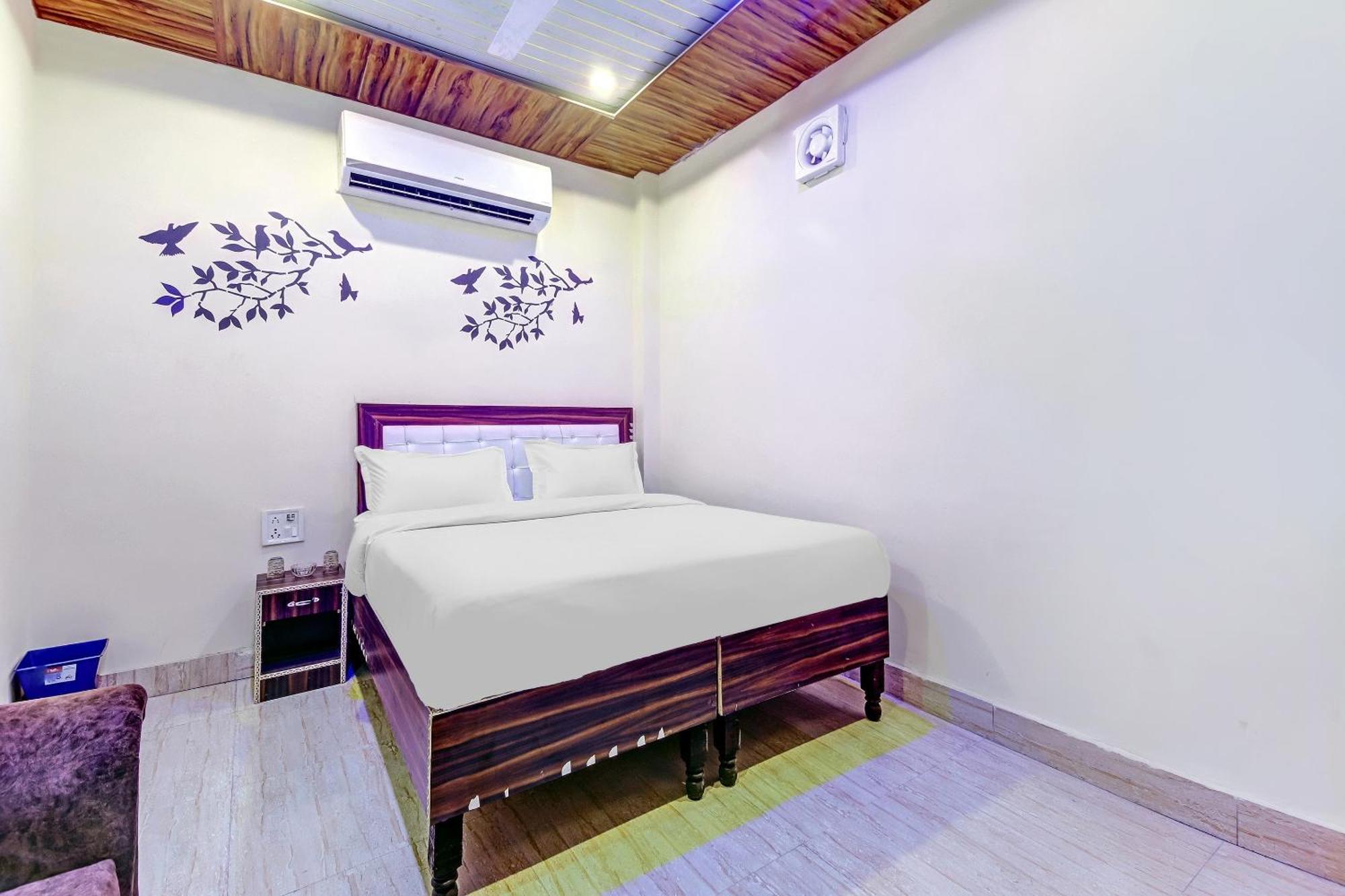 Hotel O International 3*