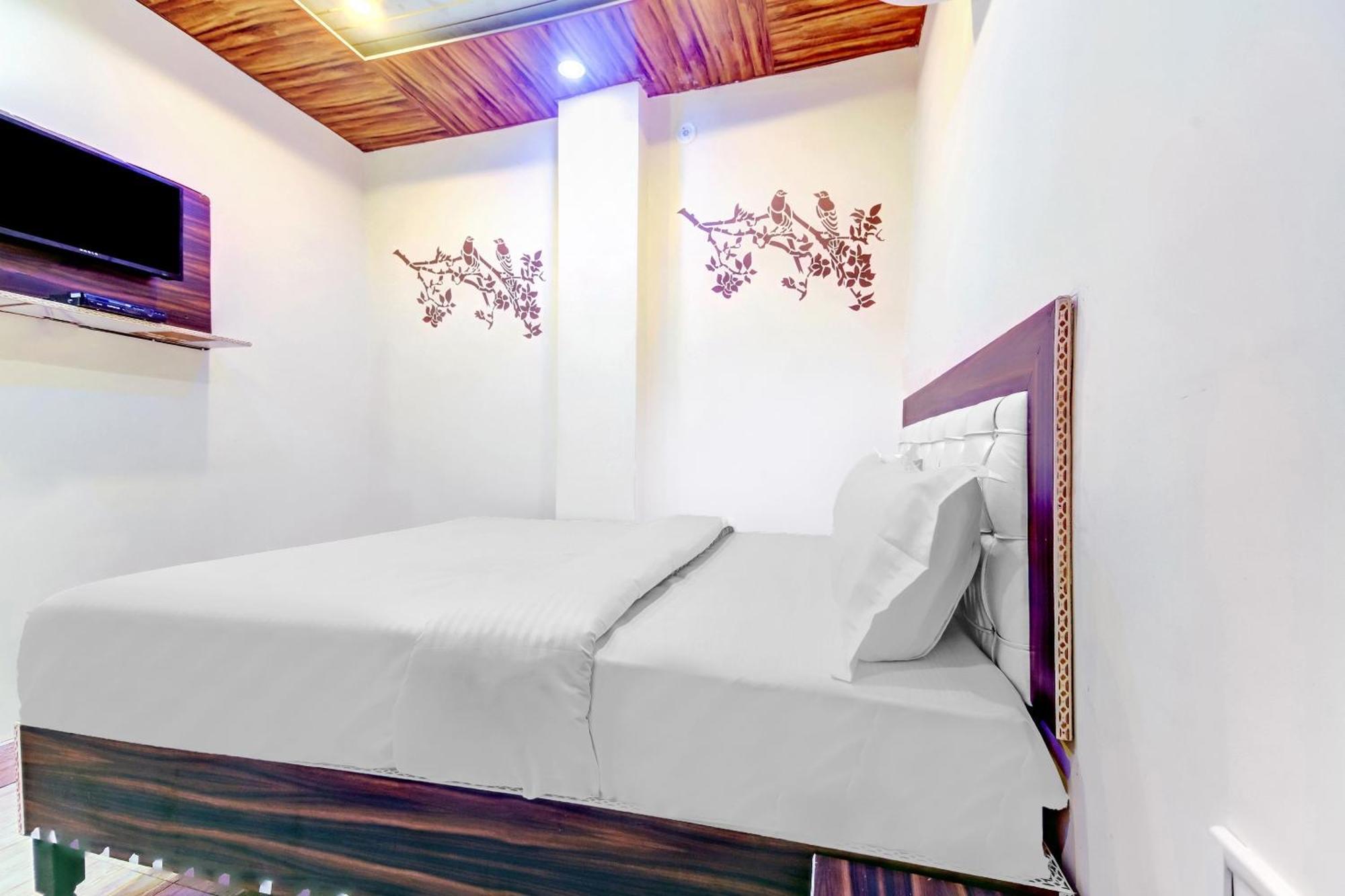 O International Hotel 3*
